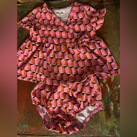 Diane Von Furstenberg Other - Diane von Furstenberg x Target Baby Girl Faux Wrap Set | 3–6M